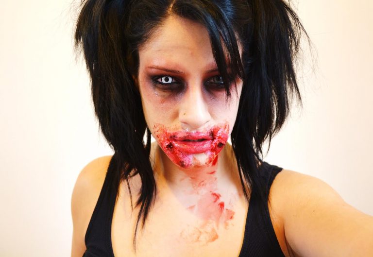 [VIDÉO] Maquillage Halloween Zombie Effets Spéciaux