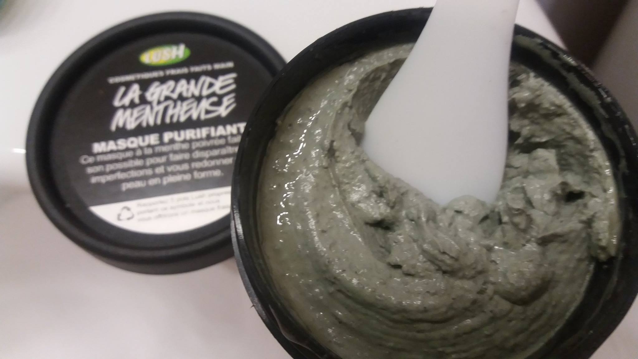 Ju0027ai testé le masque purifiant La Grande Mentheuse Lush