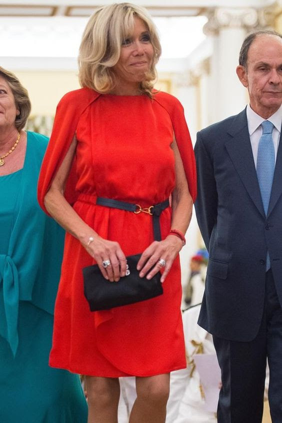 beaux looks de Brigitte Macron 21