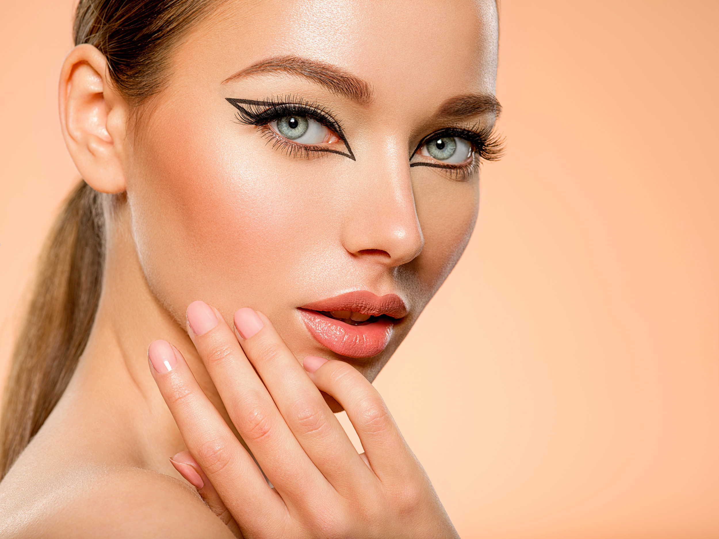 Maquillage des yeux : tous nos tutos et conseils de pro, couleur