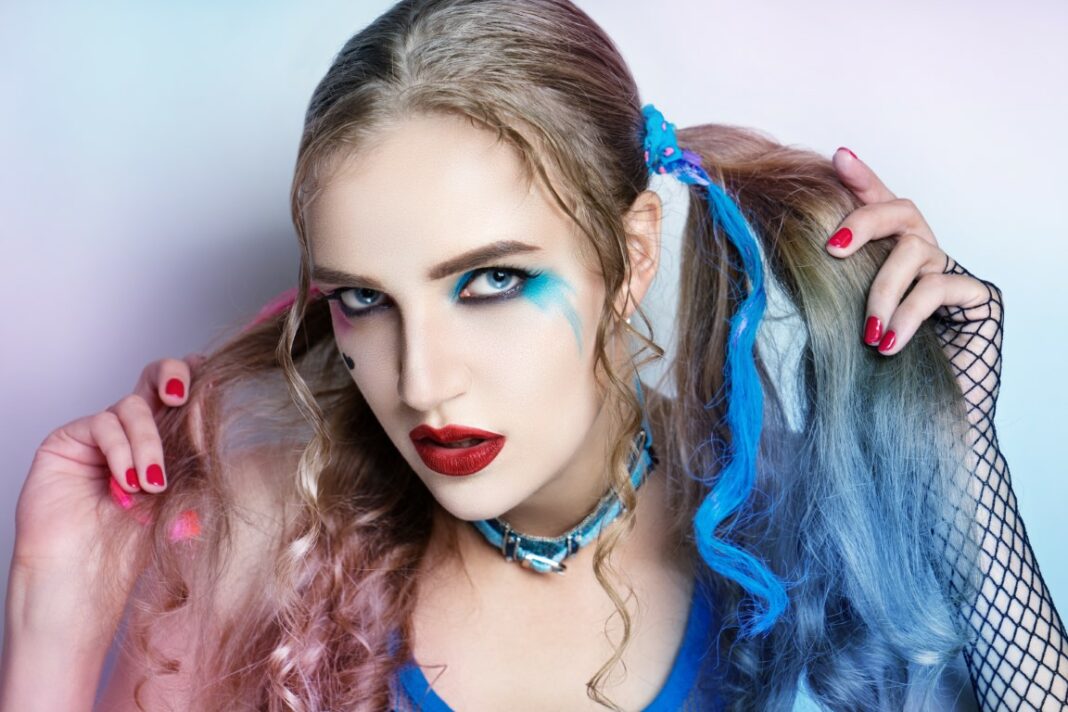 Réalisez facilement le maquillage de Harley Quinn